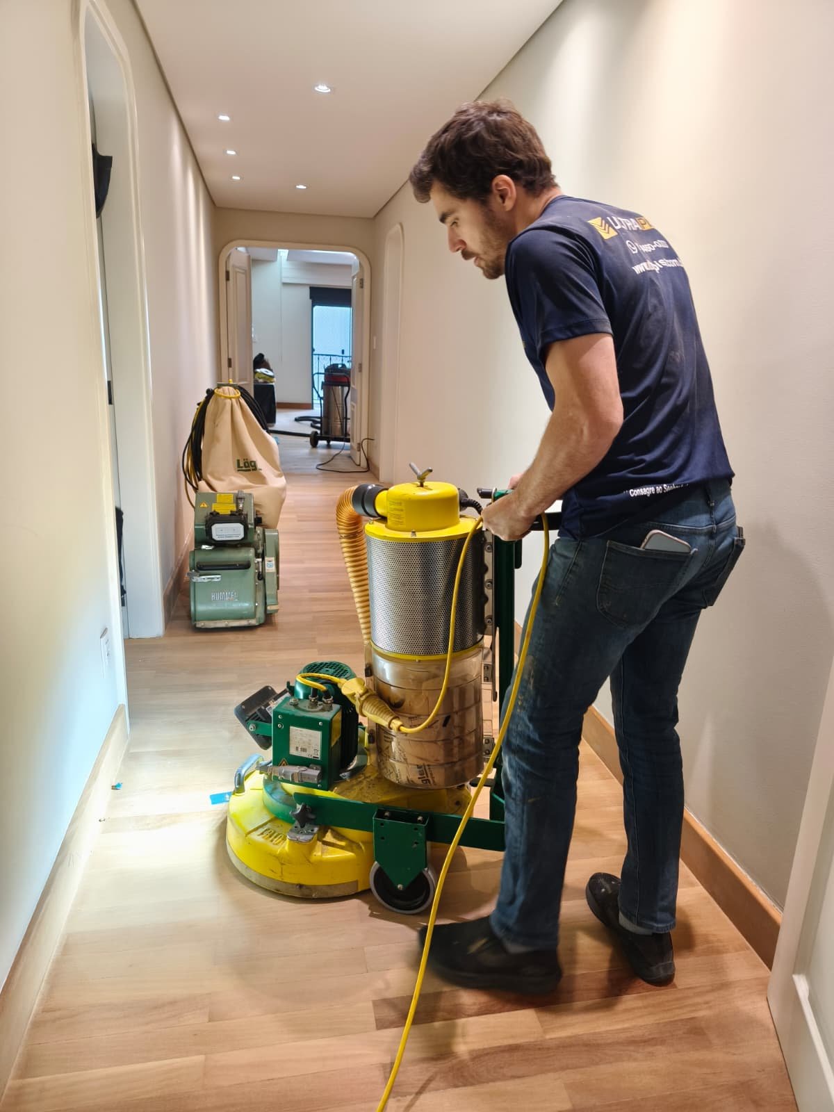 Quanto Custa o Lixamento de Piso de Madeira em 2026? Guia Completo São Paulo